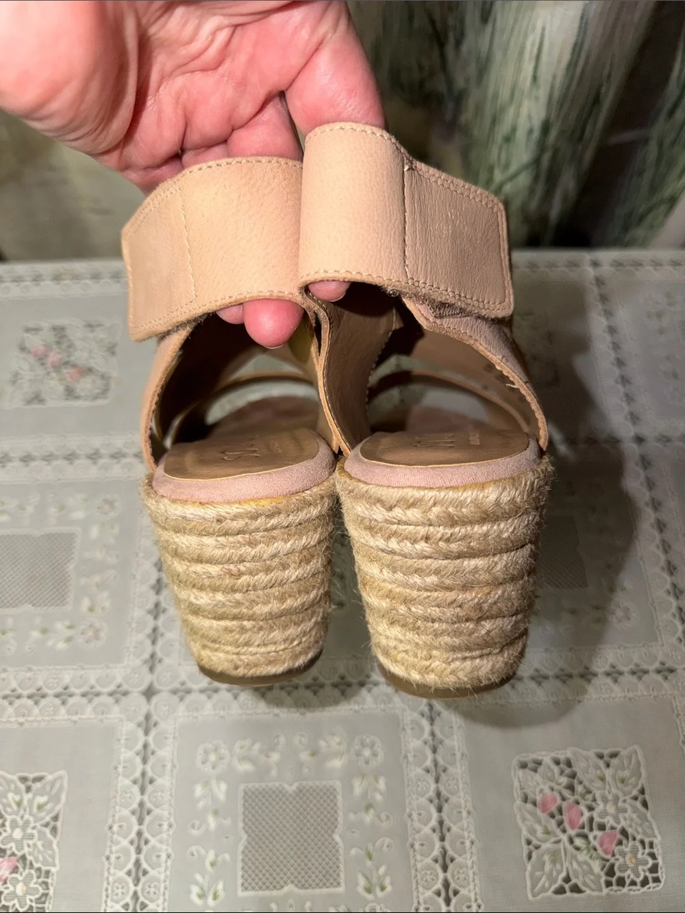 SOUL Naturalizer Blush Pink Crisscross Slingback Wedges